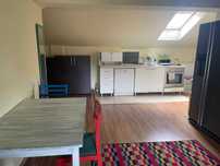 Închiriez apartament 3 camere în Florești