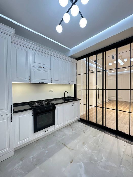 Yakkasaroy City Mall