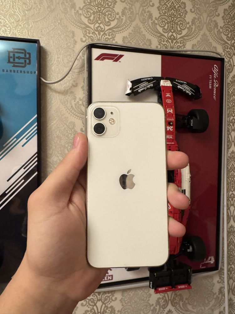 Iphone11 64 gb.