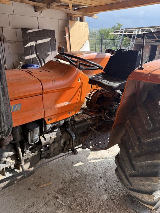 Vind tractor Fiat 640 Italian in 4 Cilindri