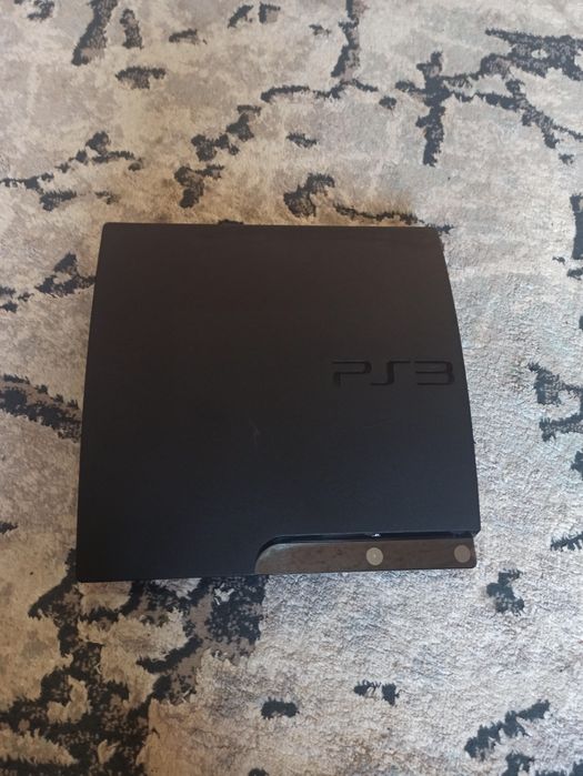 Playstation sotiladi holati alo Rossiyadan olingan oʻyinlari bor