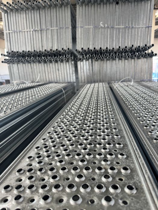 Горещо Поцинковано Скеле