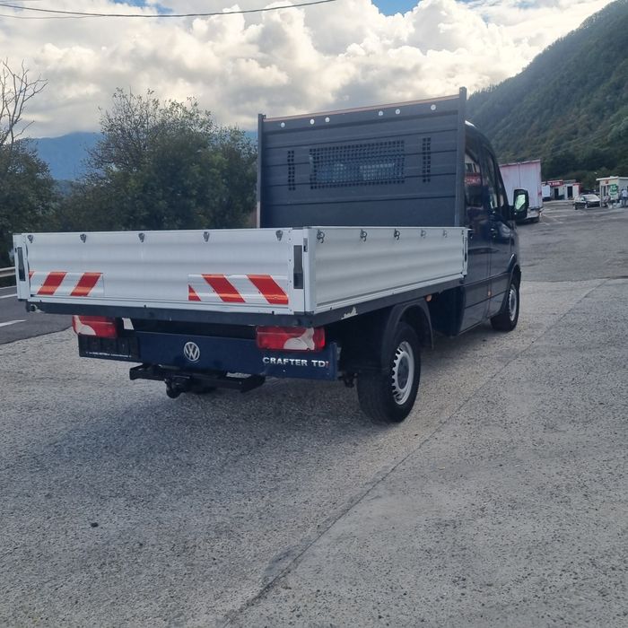 Vand vw crafter 2.5 tdi top.7 locuri.6+1 trepte
