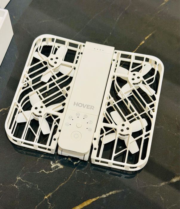 Drona HoverAir X1