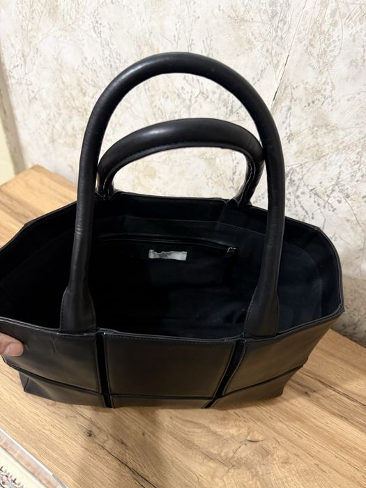 Продам кожаную сумку H&M.