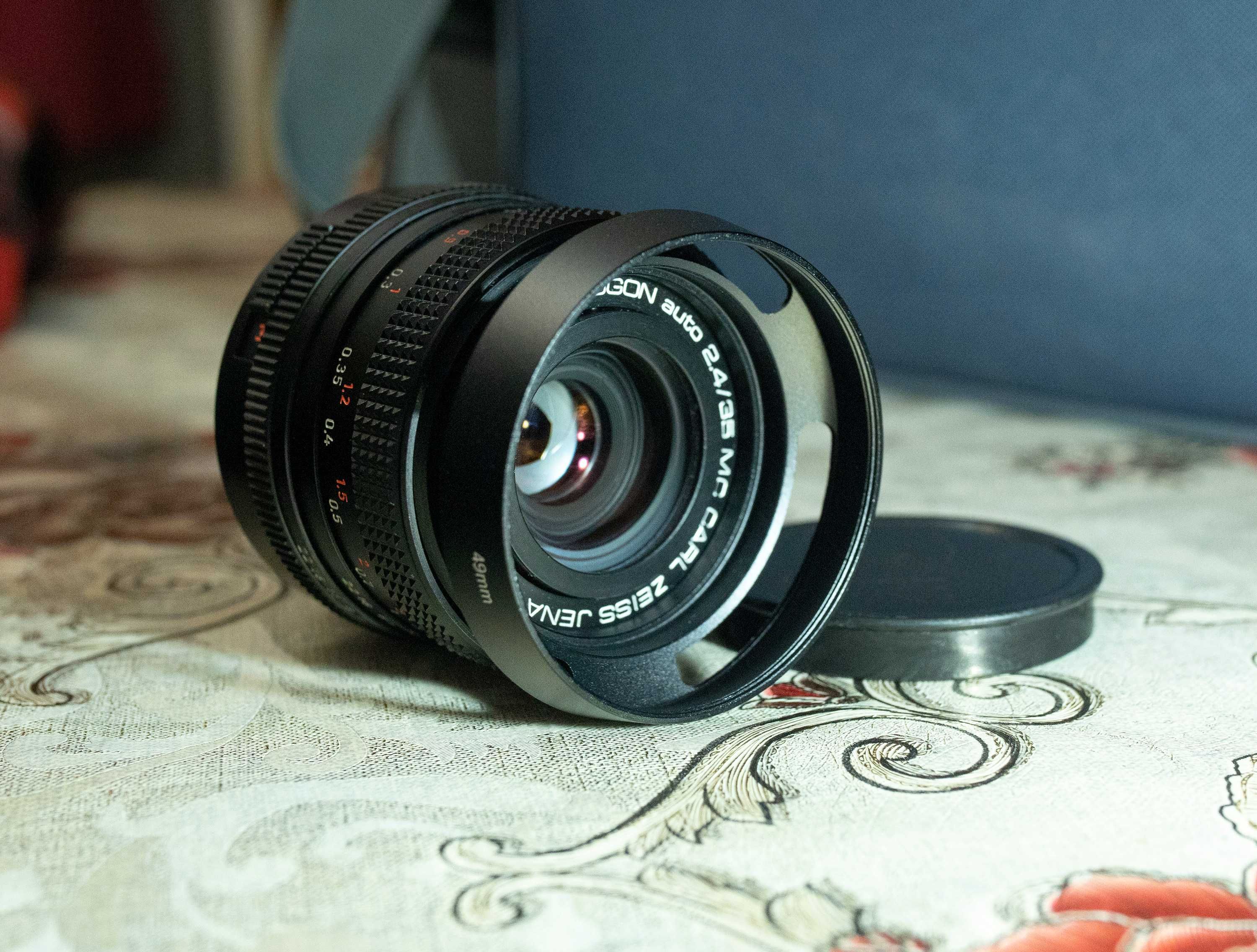 obiectiv foto Carl Ziess Flektogon 35mm f2.4 montura filet (M42)