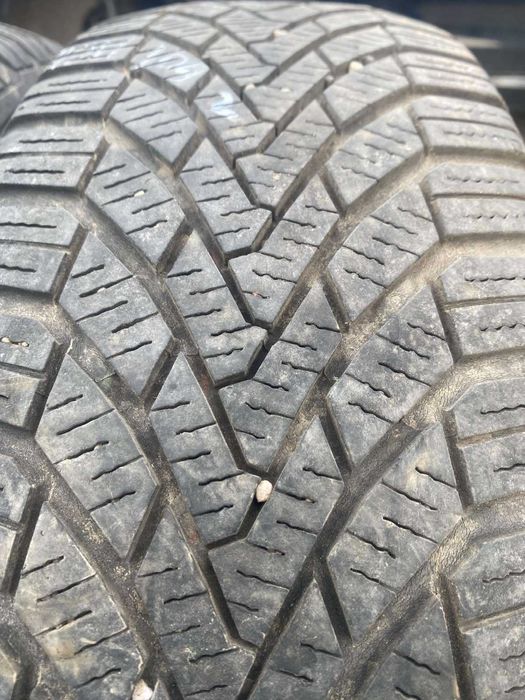 2 броя Зимни Гуми Continental 185/65 R15 DOT 4213 ном 109