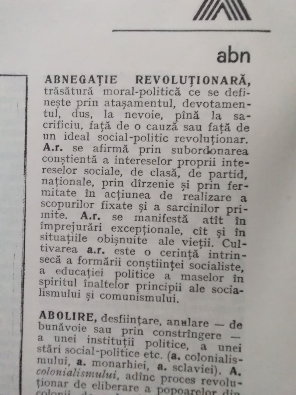 Dictionar politic 1975