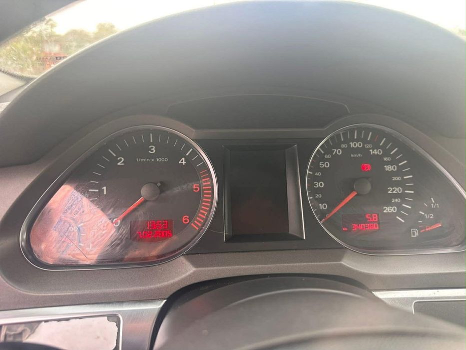 Vand sau schimb Audi A6 C6