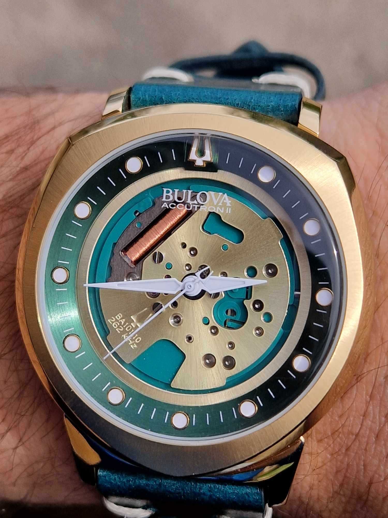 Bulova Accutron II Spaceview (97A110) часовник