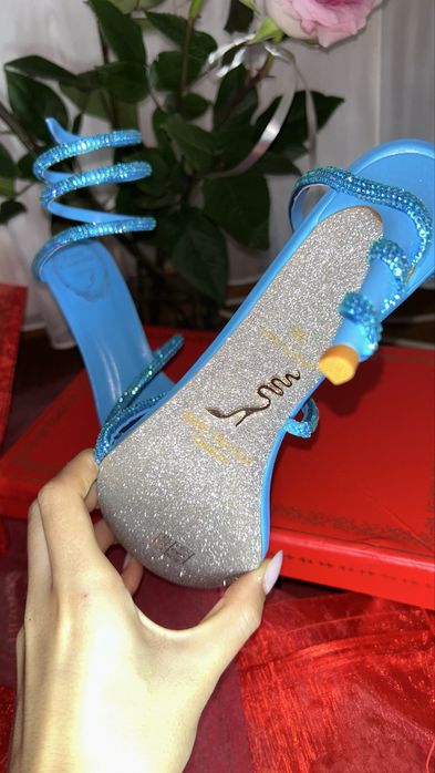 Sandale rene caovilla piele naturala si cizme rene caovilla pe stoc