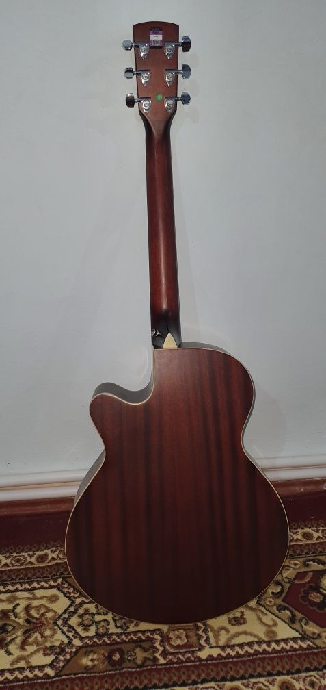 Srochno Gitara Saga original 150$