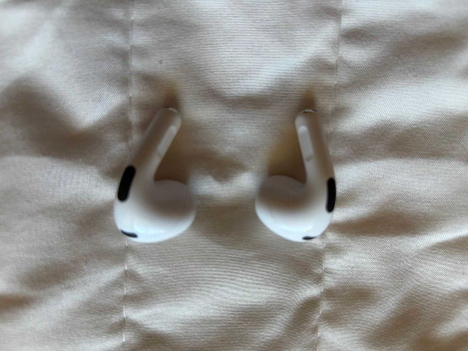 Оригинални безжични слушалки Apple Airpods 3 MagSafe