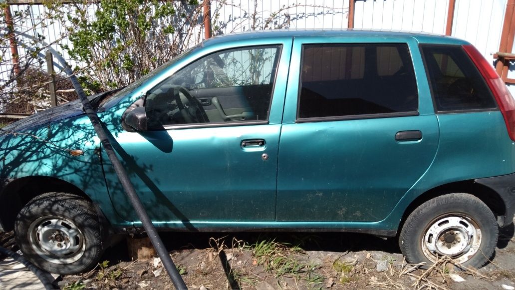 автомобиль Fiat Punto на разбор