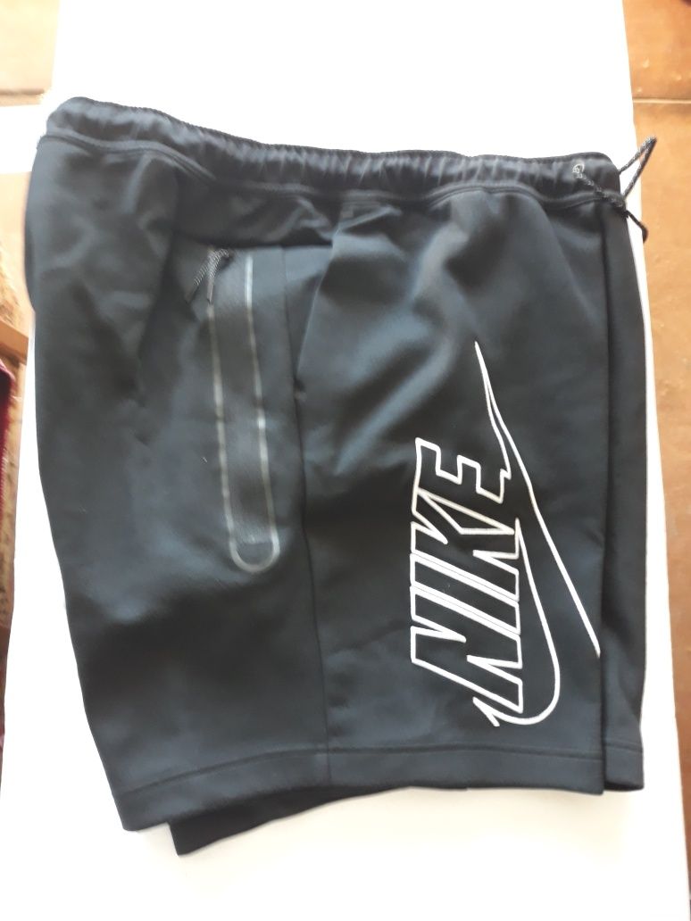 Pantaloni Nike nr xxl originali