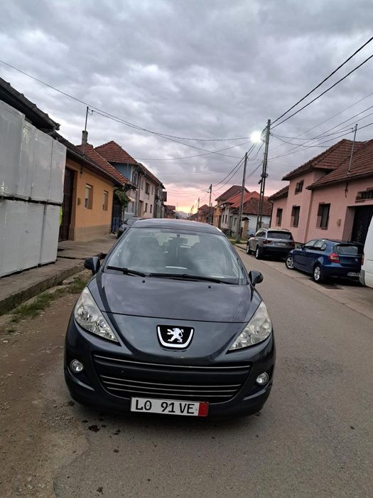 Vând/schimb Peugeot 207 SW an 2010 motor 1.4 benzină MPI PRET 3.590 €