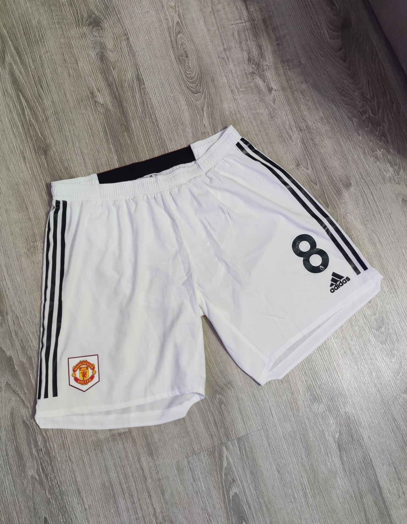 Adidas x Manchester United 2XL футболни шорти