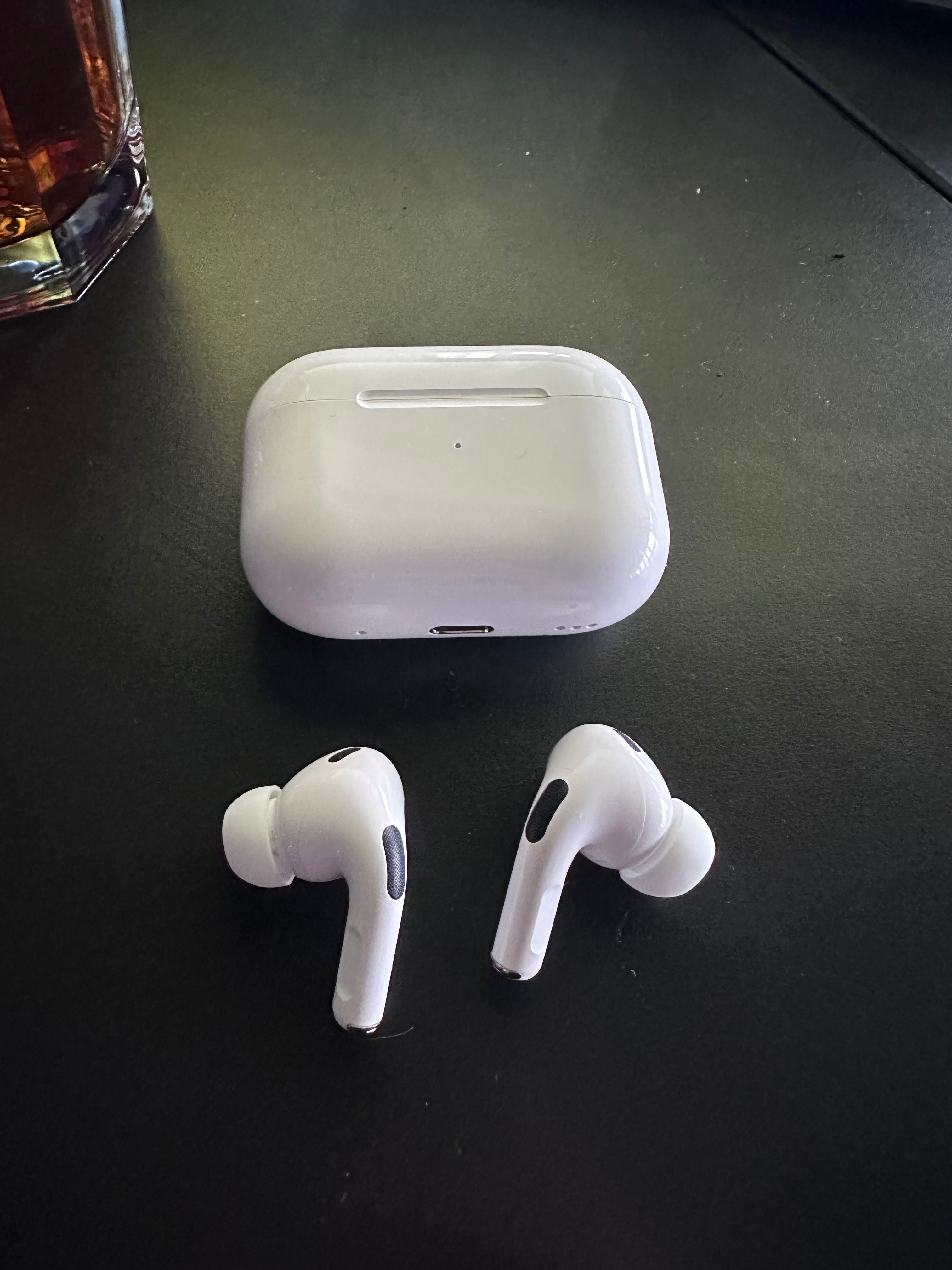 AirPods Pro 2 Lightning