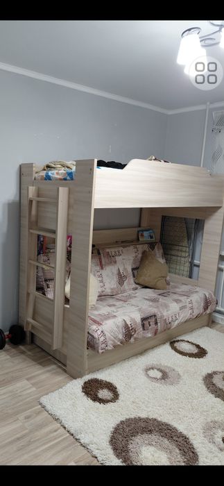 Продам двухярусную кровать, в хорошем состоянии.