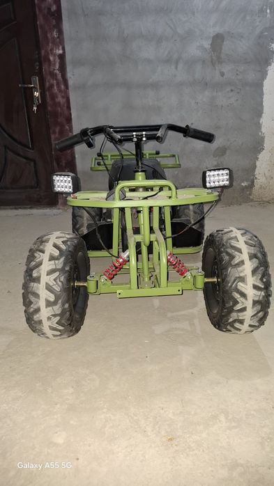 Квадроцикл детскый