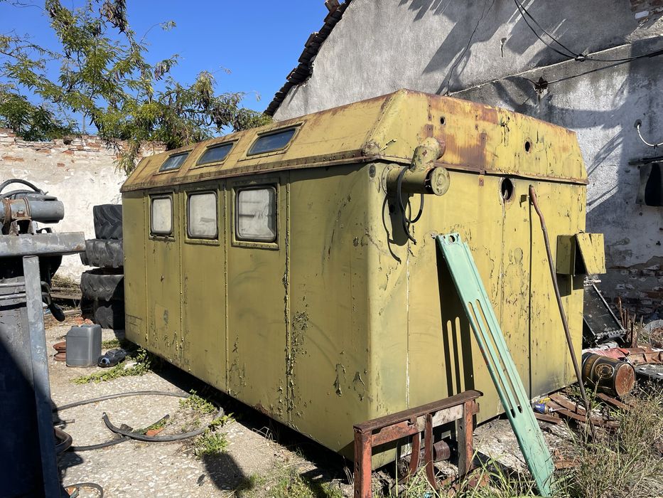 Военен фургон в добро състояние