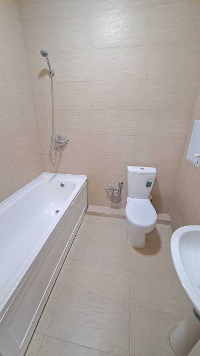 Сдается 2-х ком кв в ЖК "Олмазор сити"