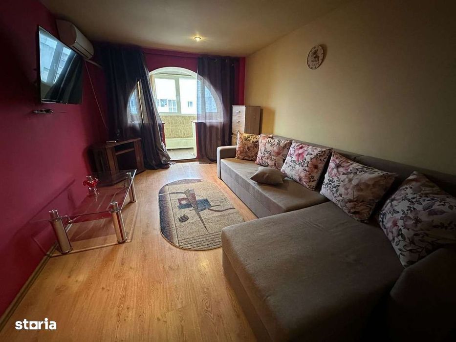 Apartament cu 3 camere de închiriat în zona Calarasi 4