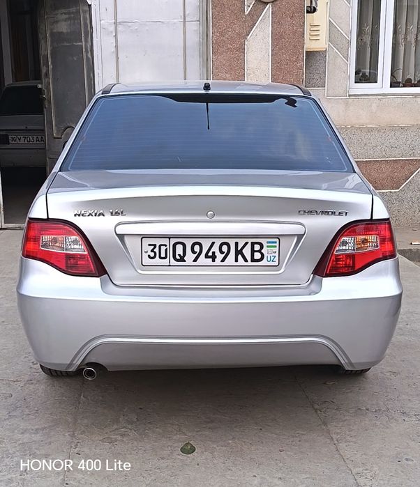 Nexia 2 1.6 mator 2010 yili tiniq benzinda