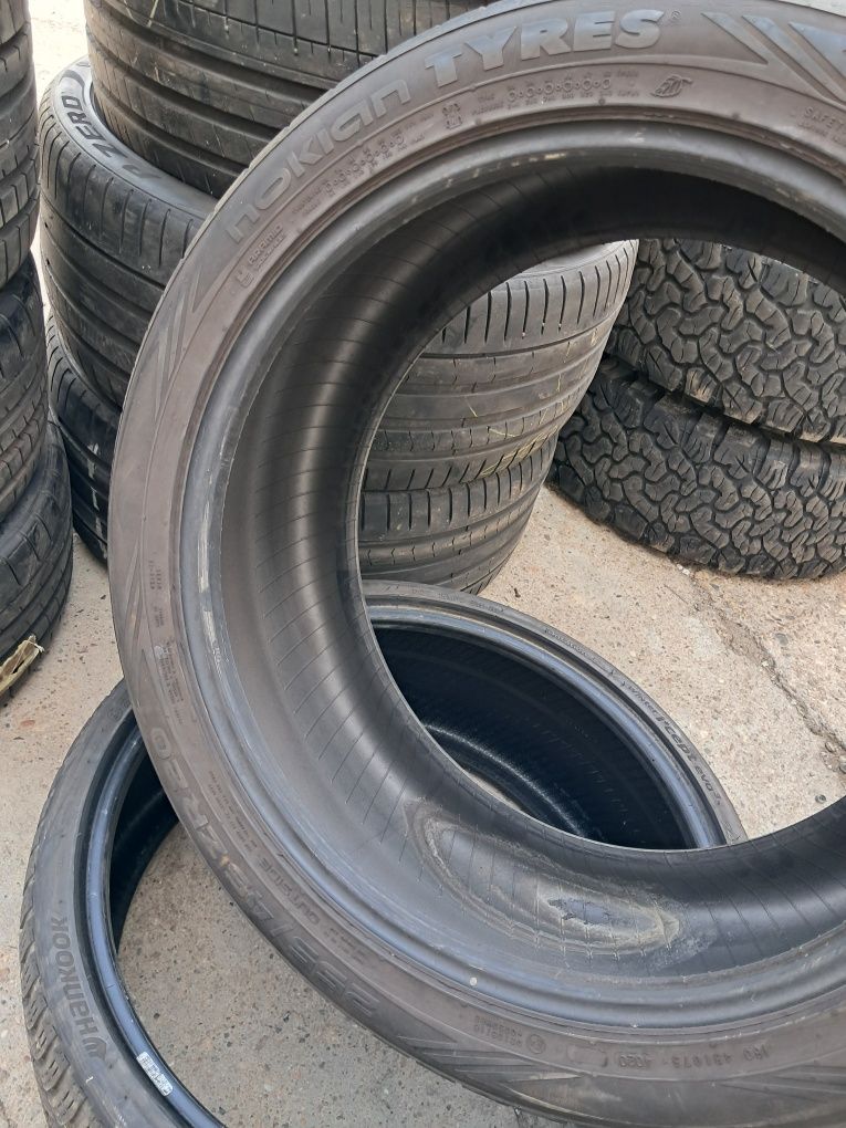 1XAnvelopa second vara 255 45 ZR 20 Nokian