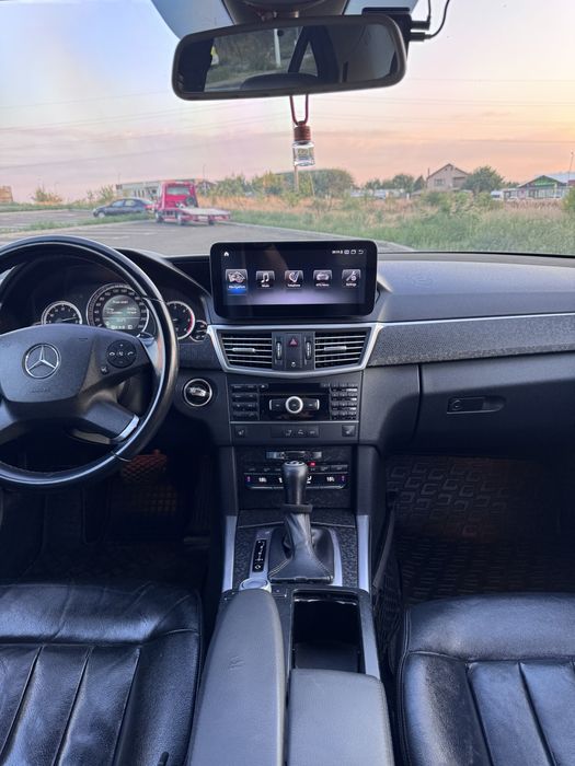 Mercedes E Class E220 CDI 170cp W212  Avantgarde
