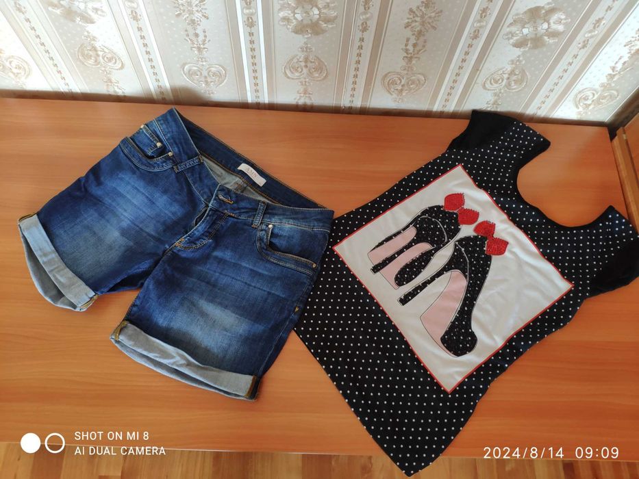 Дамски тениски ,блузи ,потници ,поли