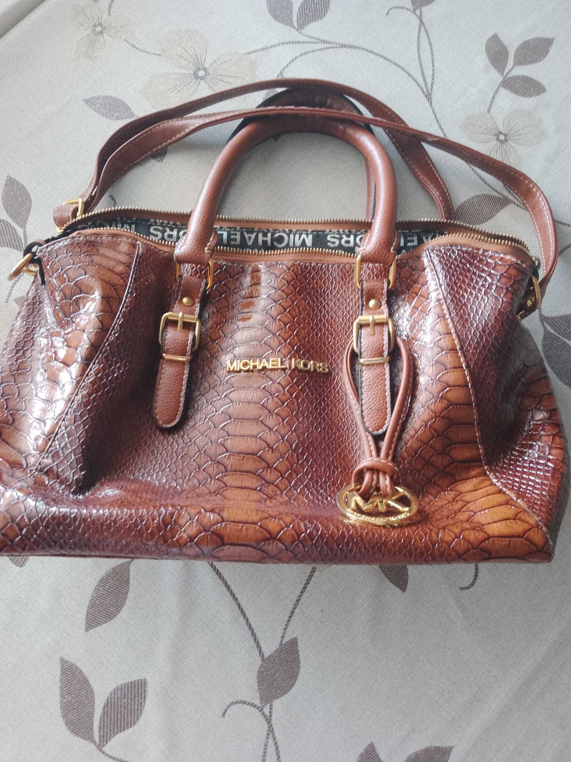 Дамска чанта Michael Kors