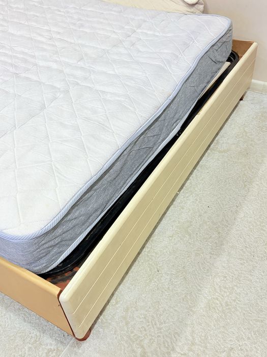 Кровать гретта (столплит)