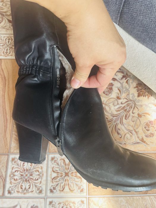 Зимние кожаные сапоги