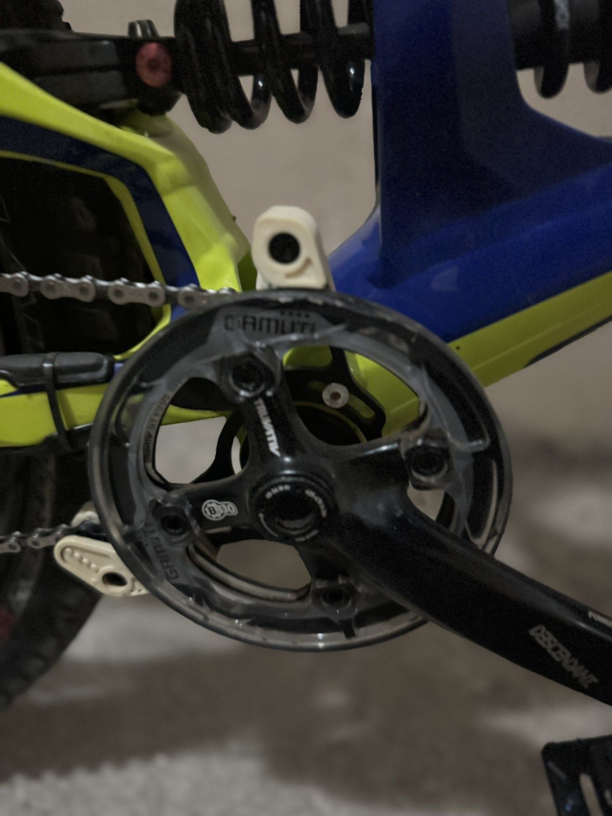 Specialized demo 8