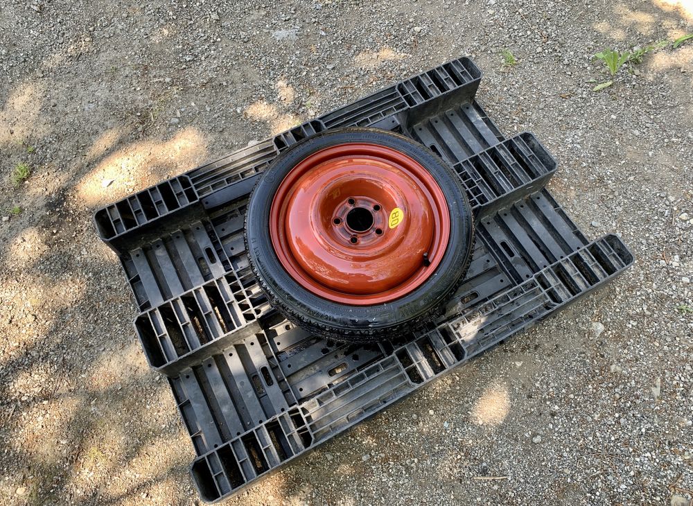 ЧИСТО НОВА Патерица/Резервна гума Continental 16" 5x110 за Opel,Saab