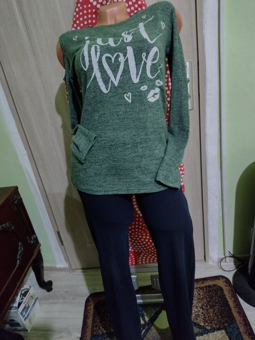 Bluze, cardigane vara, pantaloni, pulovere, geanta