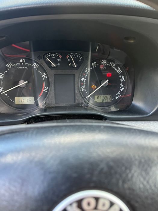 Se vinde Skoda Octavia 1