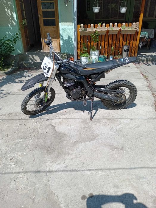 Cross 250 xmoto 4t