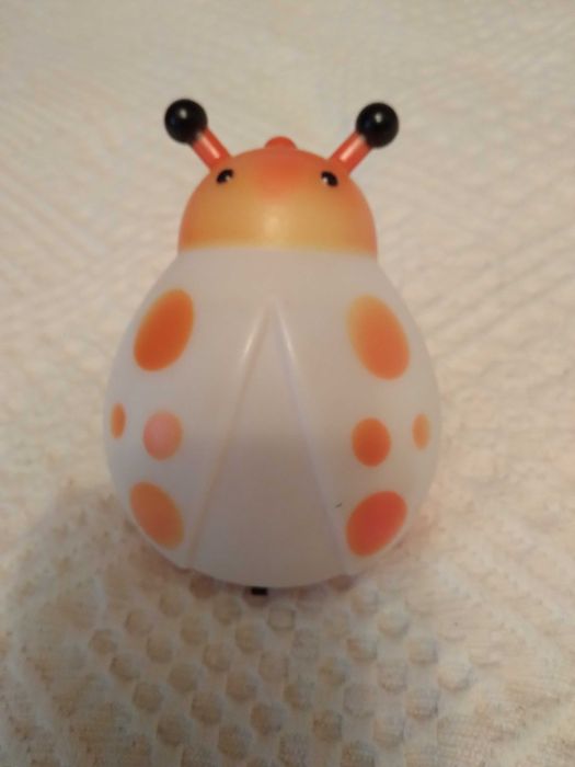 Lampa de veghe pentru camera copilului