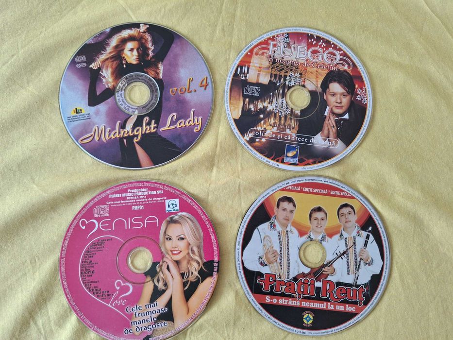 CD-uri originale cu muzica