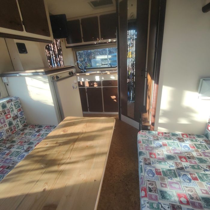 Autorulotă Bedford CF270D