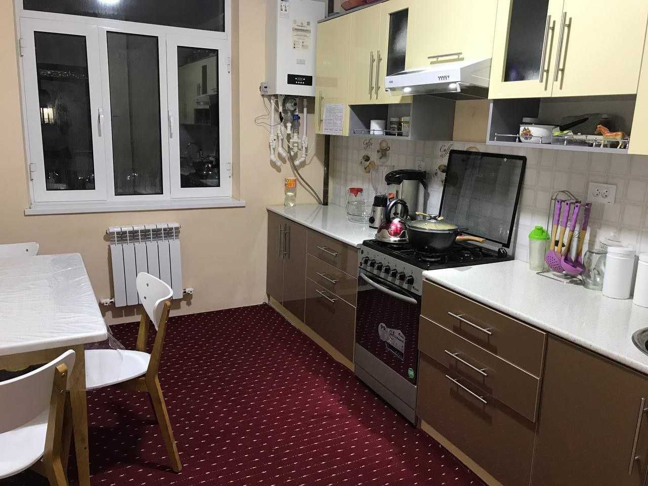 Уй сотилади 110м²