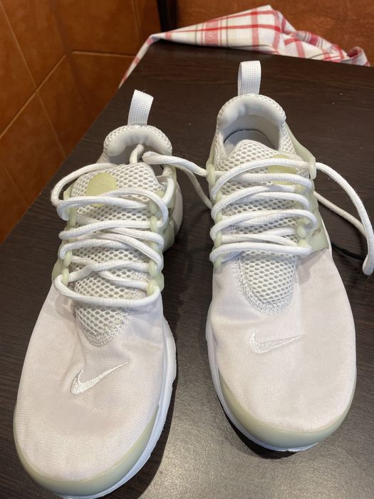 Adidasi Nike originali