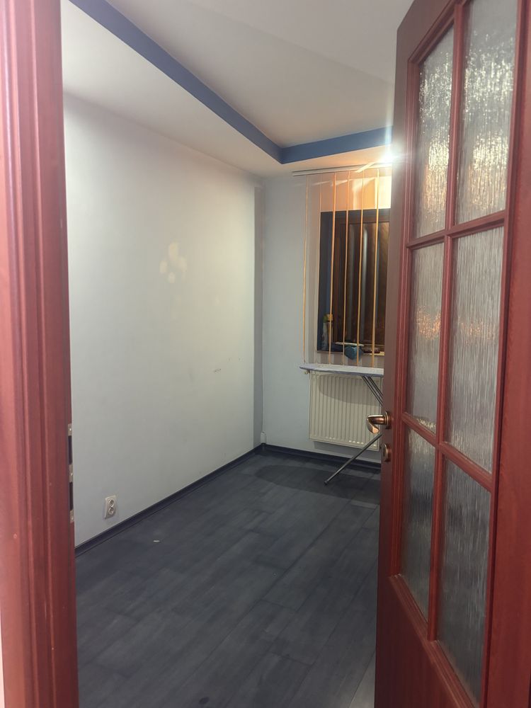 Apartament 3 camere et 1