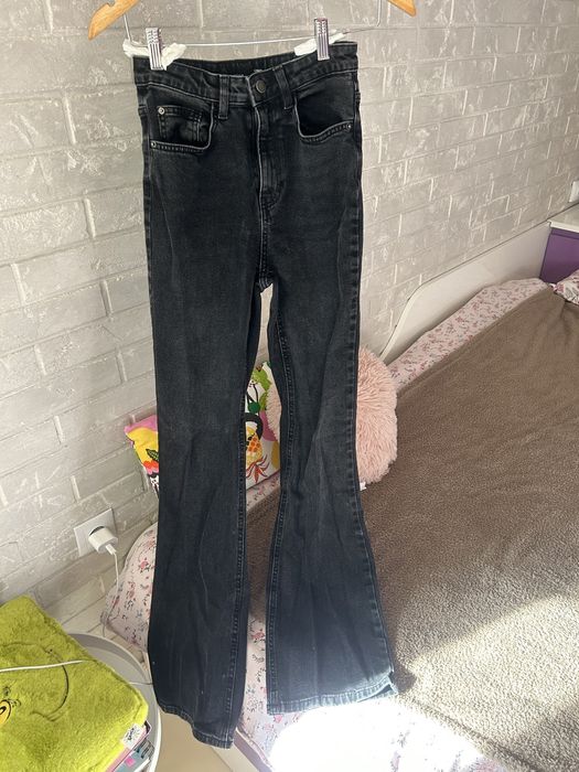 Дънки като нови Sinsay,Armani и др.