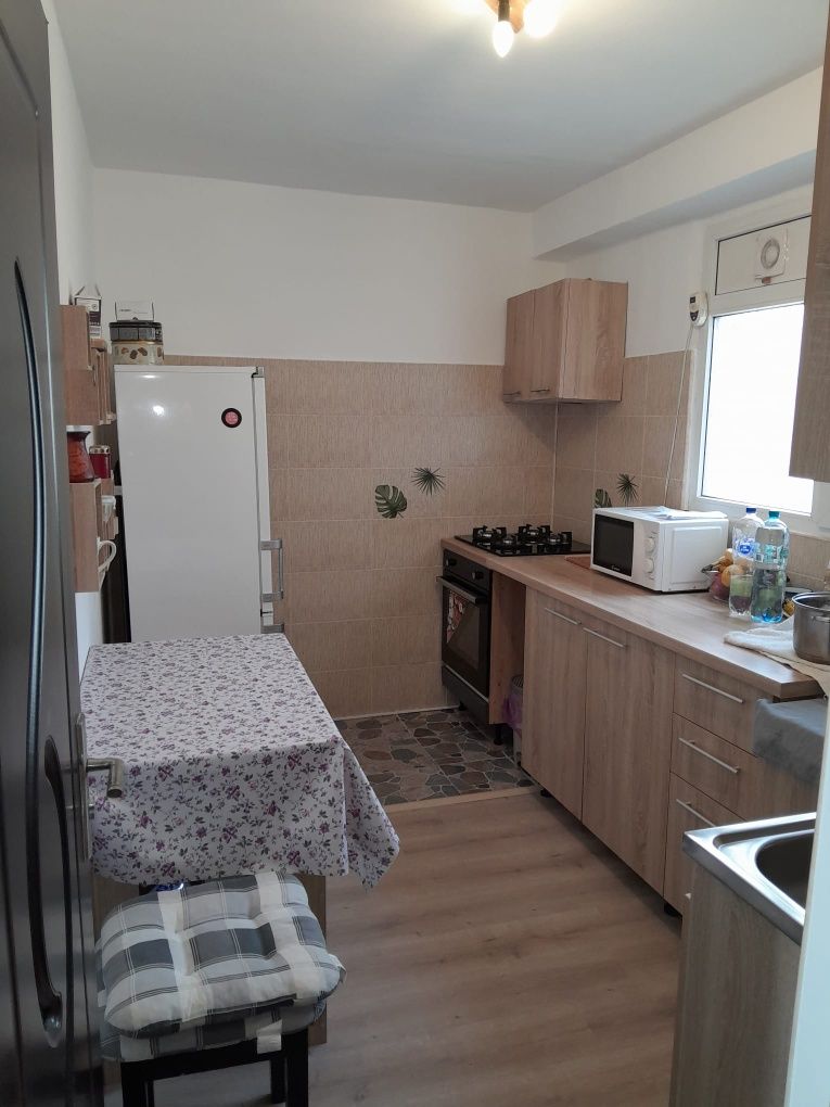 Apartament 2 camere de vanzare Toporasi