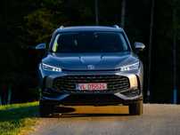 MG EHS MG eHS Plug-In Hybrid Exclusive 1.5 Exclusive, Autonomie EV 100km