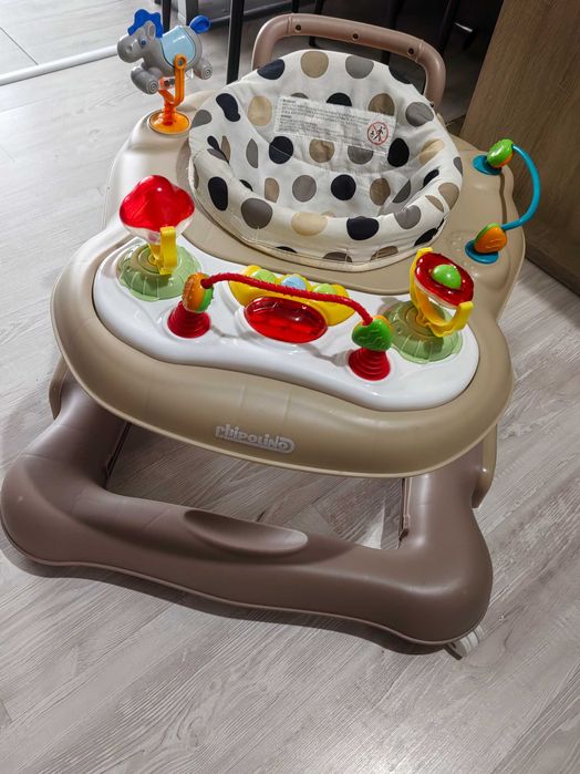 Бебешка проходолка chipolino