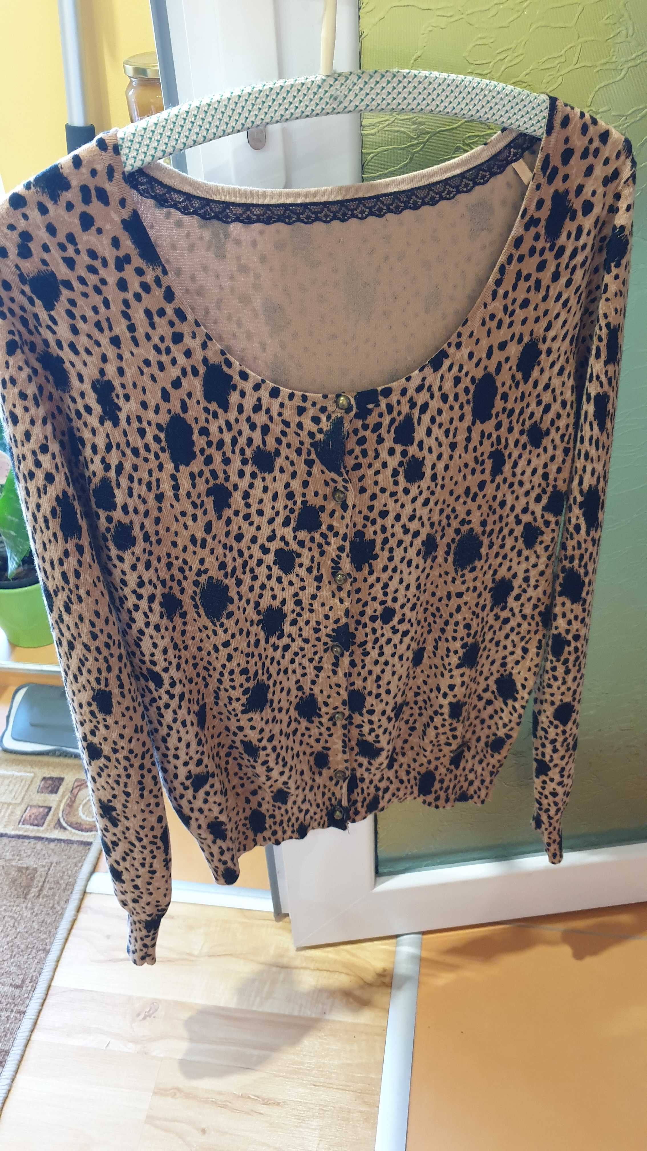 2 бр.Дамски тениски Guess,Ralph Lauren + лятна жилетка Guess